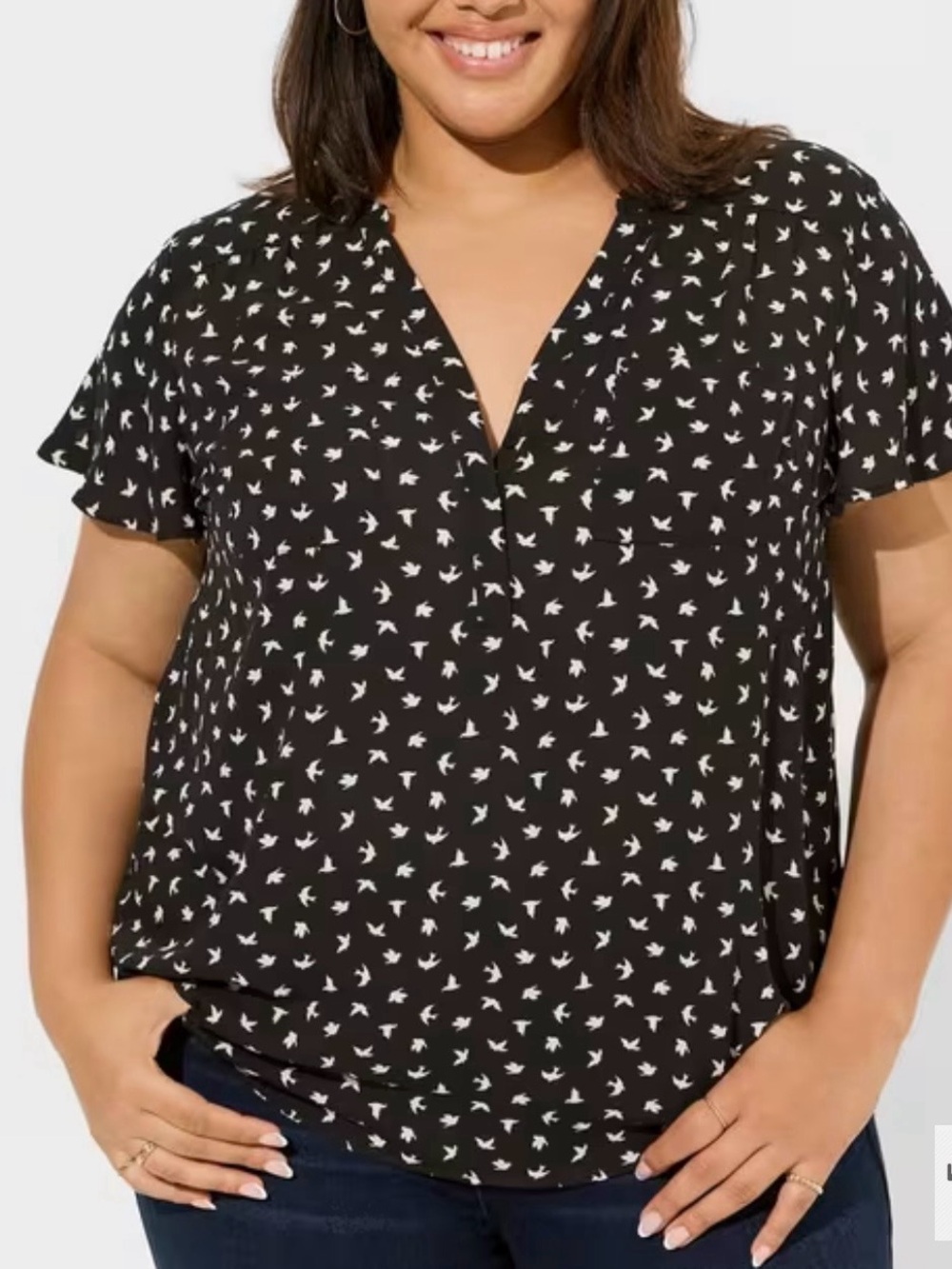 Torrid Harper Black & White Bird Print V Neck Flutter Sleeve Blouse Top Size 2X